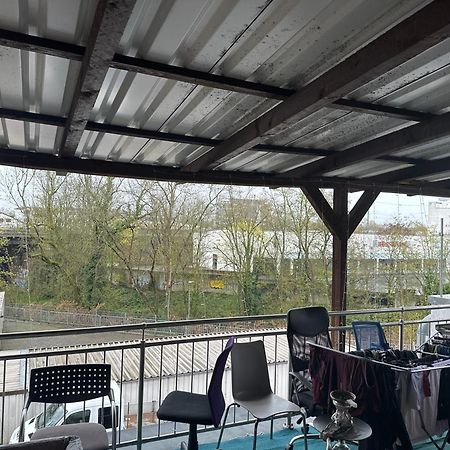 Schoenes Zimmer In Bahnhofsnaehe In Einer Wohnung Mit Grosser Terrasse Гіссен Екстер'єр фото